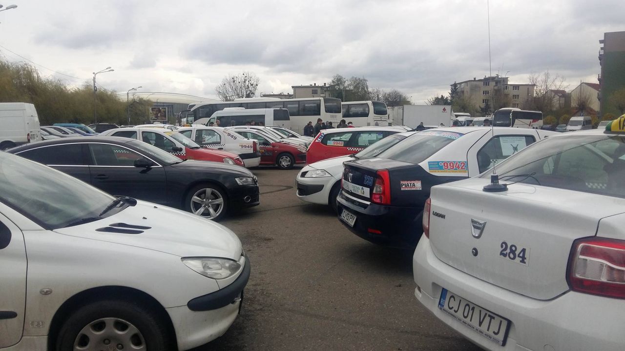protest taximetristi sursa foto radiocluj.ro