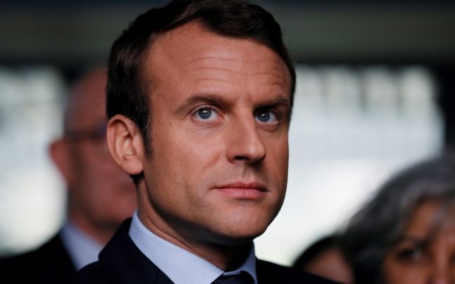 Sondaj: Emmanuel Macron va câştiga detaşat scrutinul prezidenţial din Franţa