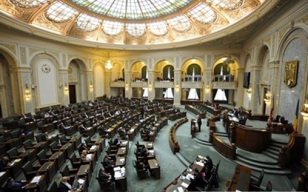 LEGEA SALARIZĂRII unitare a fost adoptată de Senat, prima Cameră sesizată