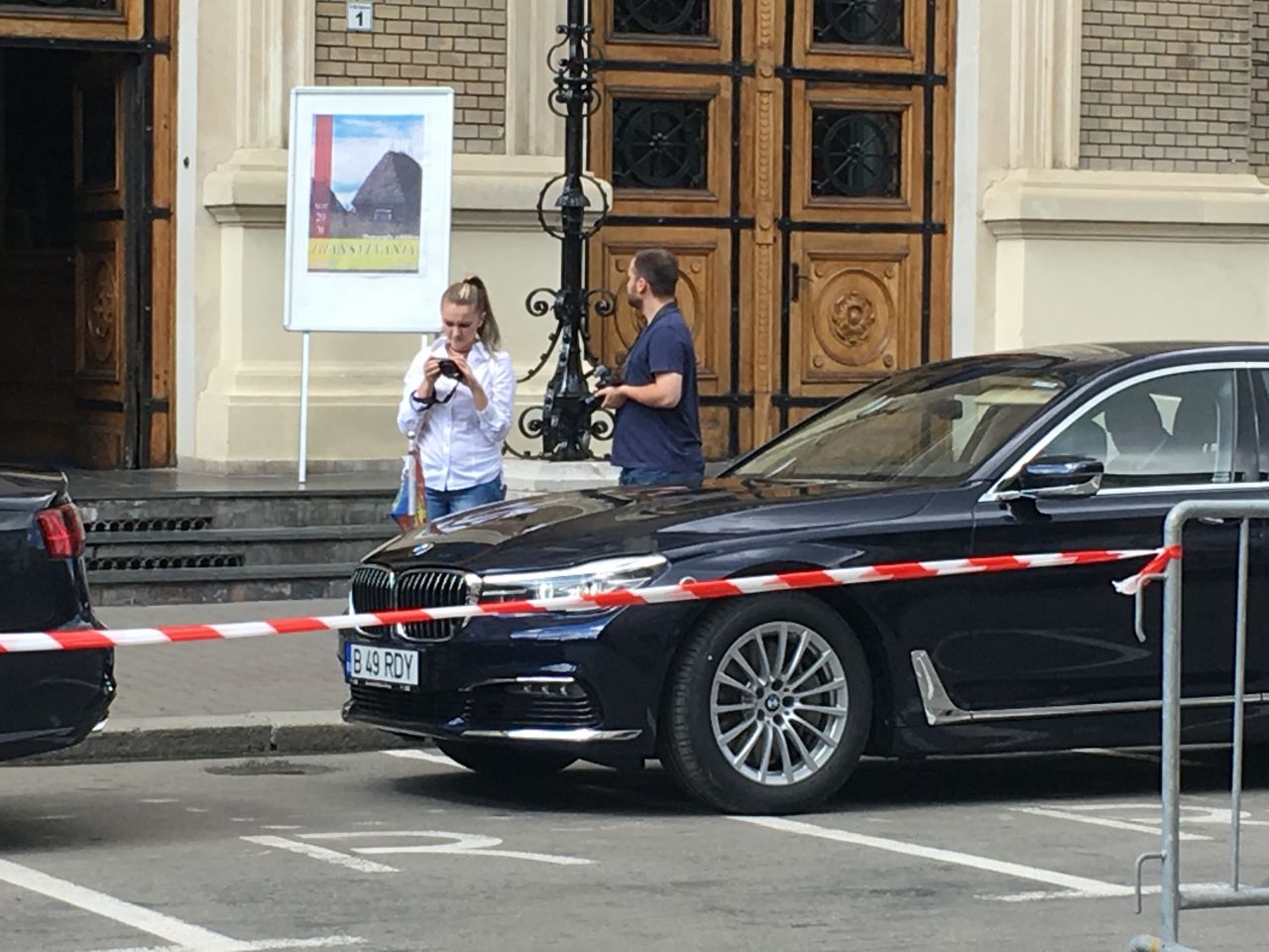 Coincidenţă: Moştenitorul familiei Rhedey a sosit la Cluj cu o maşină cu număr de înmatriculare RDY