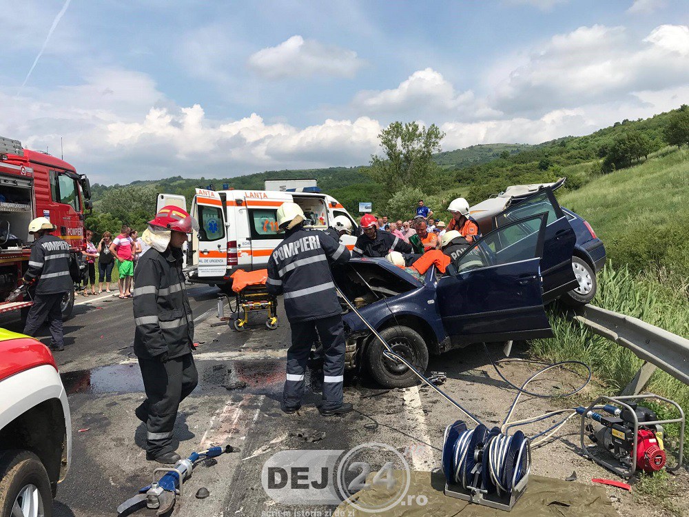 ACCIDENT GRAV la ieșire din localitatea Câțcău  sursa foto dej24.ro