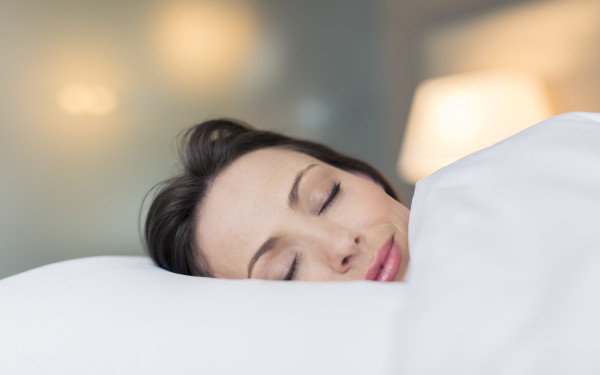 Factorii care provoacă senzaţia de cădere în gol atunci când dormi  sursa foto stirileprotv.ro