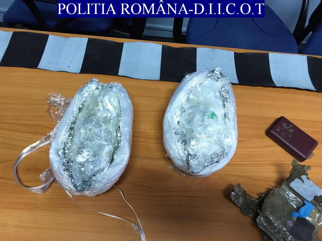 Clujean reţinut de poliţişti pentru trafic de droguri 