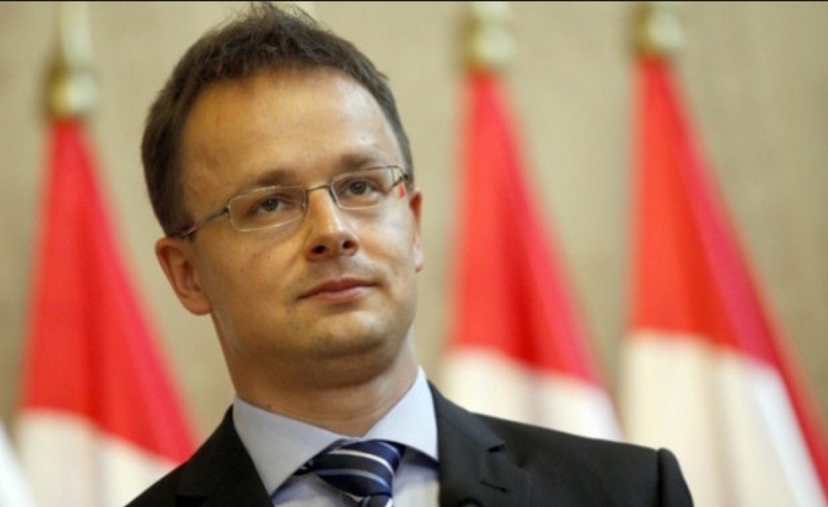 Ministrul ungar de Externe păstrează o poziţie FERMĂ: Soarta minorităţilor maghiare nu este negociabilă sursa foto ukranews.com