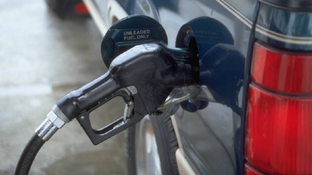 Carburanţii s-au SCUMPIT din nou: motorina şi benzina au ajuns la 5,2 lei/litru, GPL-ul la 2,4 lei