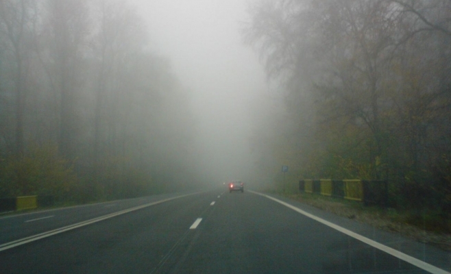 Ceaţă şi vizibilitate redusă la Cluj
