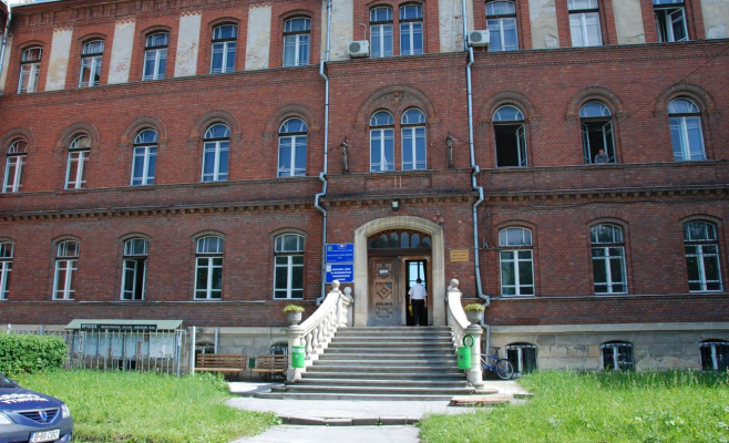 Registrul Comerțului Cluj s-a mutat în „clădirea roșie”