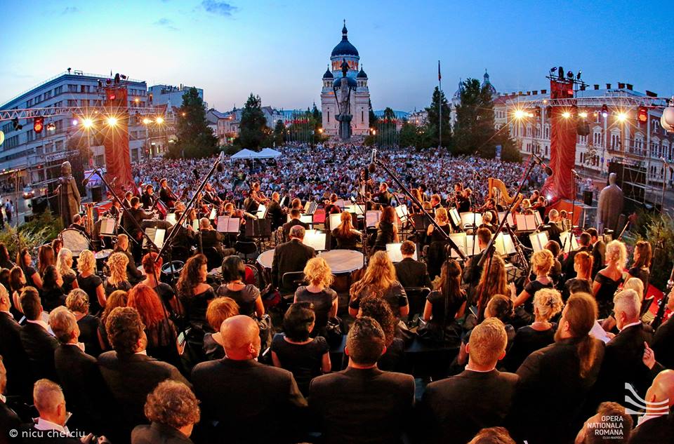 LA OPERĂ! Sărbătoarea unui centenar liric la concertul de prezentare a Stagiunii 100 al Operei Române din Cluj