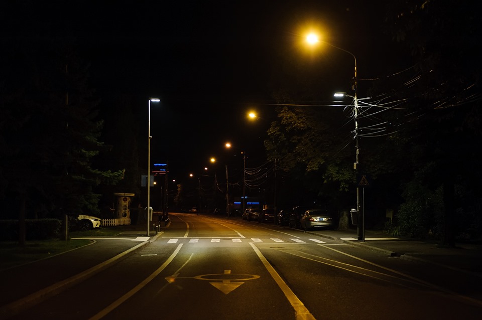 Sute de treceri de pietoni din Cluj-Napoca vor fi suprailuminate, sporind siguranța participanților la trafic