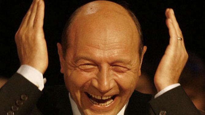 Traian Băsescu a COLABORAT cu Securitatea!
