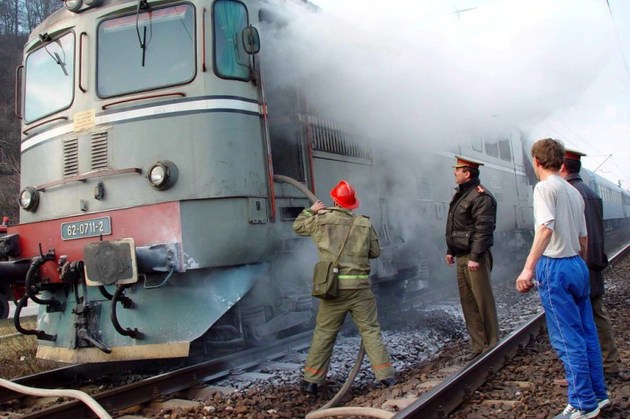 Panică în gara Apahida, o locomotivă a luat FOC, foto: arhivă