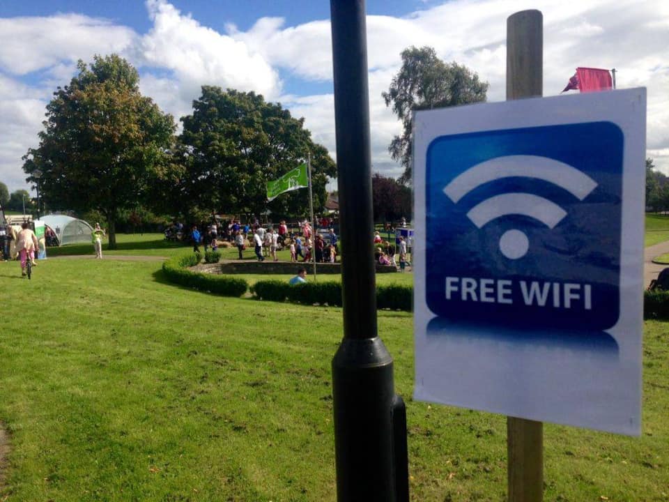 Wi-Fi gratuit de la UE! Ce localități din Cluj și-au încercat norocul, care sunt comunele „leneșe”?