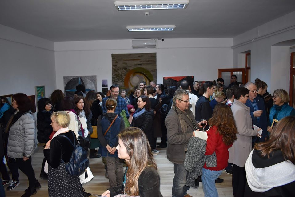 Profesori clujeni, expoziție de artă la Bistrița: „Un schimb de experiență cu multă prietenie!”, sursă foto: Facebook Complexul Muzeal Bistrița-Năsăud