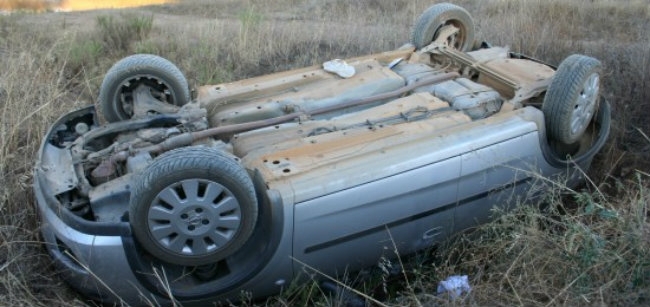 Se întâmplă la Mociu: un cuplu a făcut o „tumbă” cu mașina și a scăpat fără vreo zgârietură!, sursă foto: Arhivă