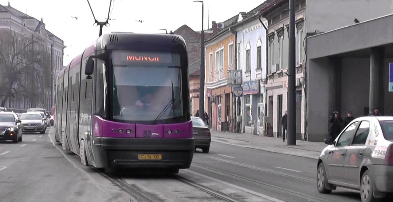 Tăriceanu laudă tramvaiele din Cluj-Napoca: „De ce nu ar fi bune și pentru București?”, sursă foto: captură video YouTube