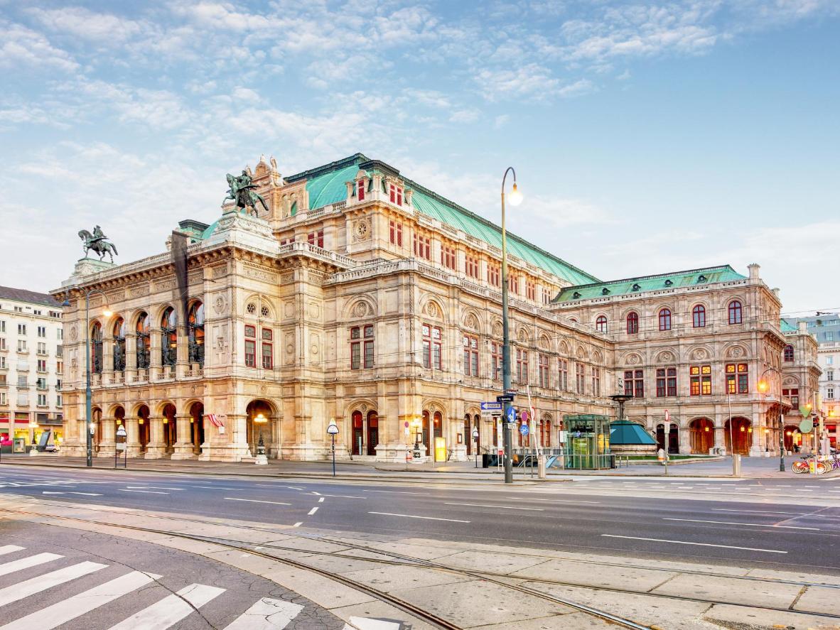 Clujeanca din conducerea școlii de balet a Operei de Stat din Viena, înlăturată din funcție
