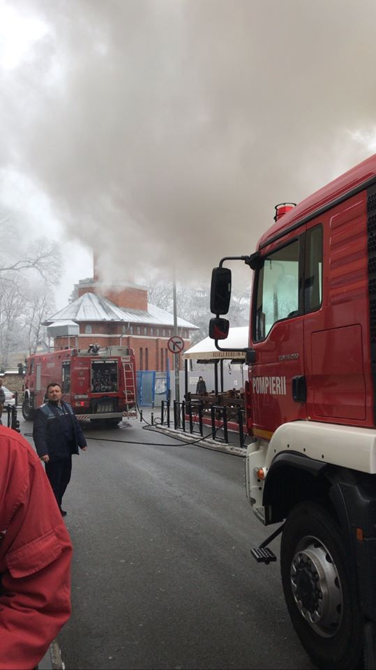 Incendiu pe strada Hașdeu. Un restaurant a fost cuprins de flăcări
