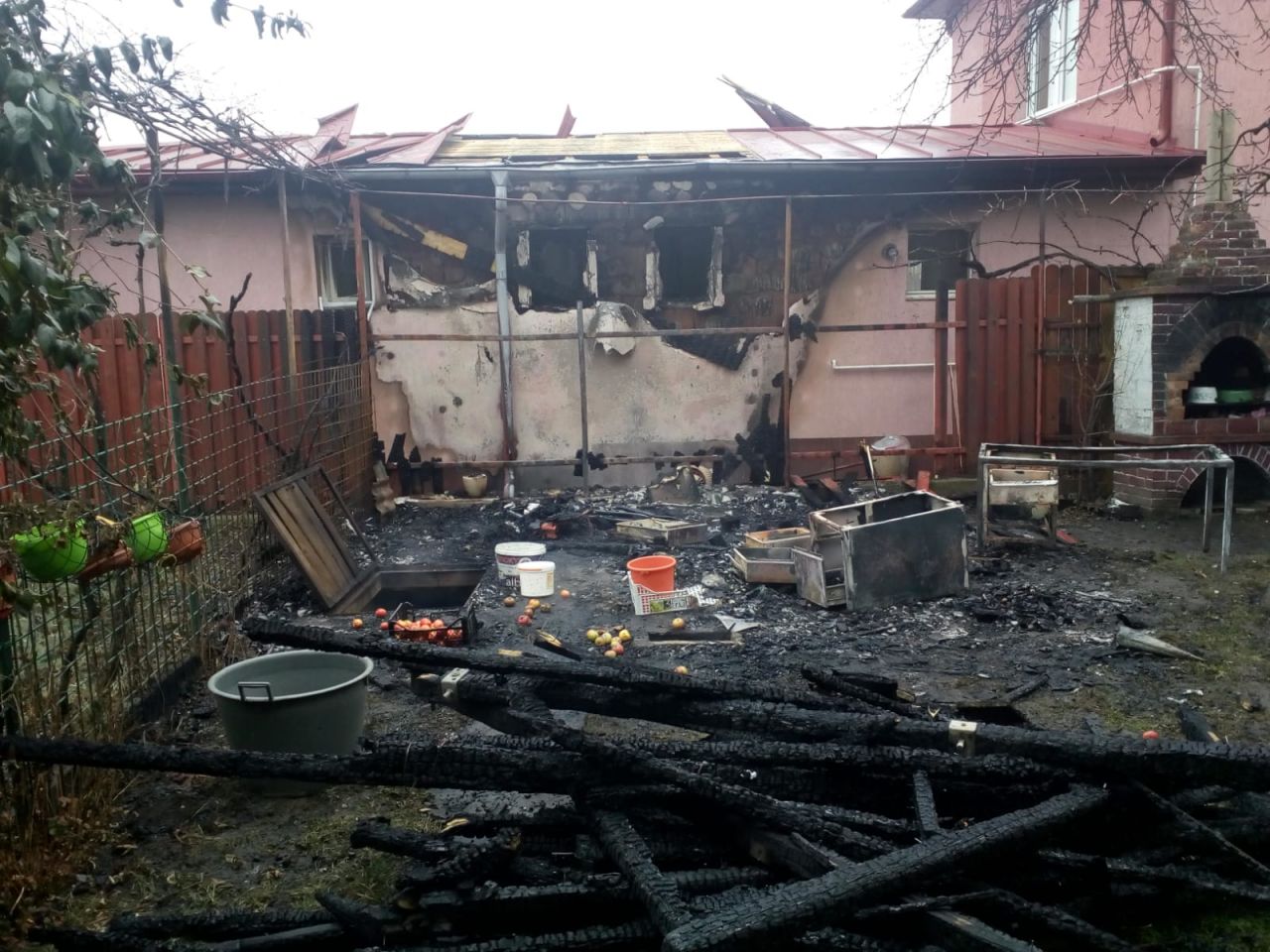 Panică la o casă din Cluj-Napoca, flăcările au făcut prăpăd! Incendiu și la un magazin din Bonț, sursă foto: ISU Cluj