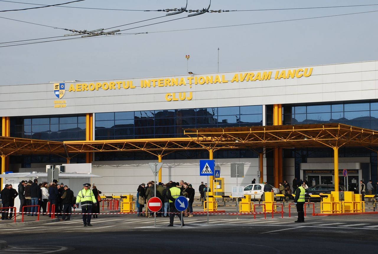 Coronavirusul pândește Clujul. Autoritățile sunt pregătite de intervenție la Aeroportul Internațional