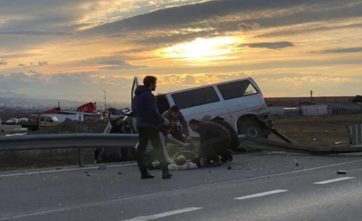 GRAV accident pe varianta Bld. Muncii-Apahida, sursă foto: Facebook Info Trafic jud. Cluj