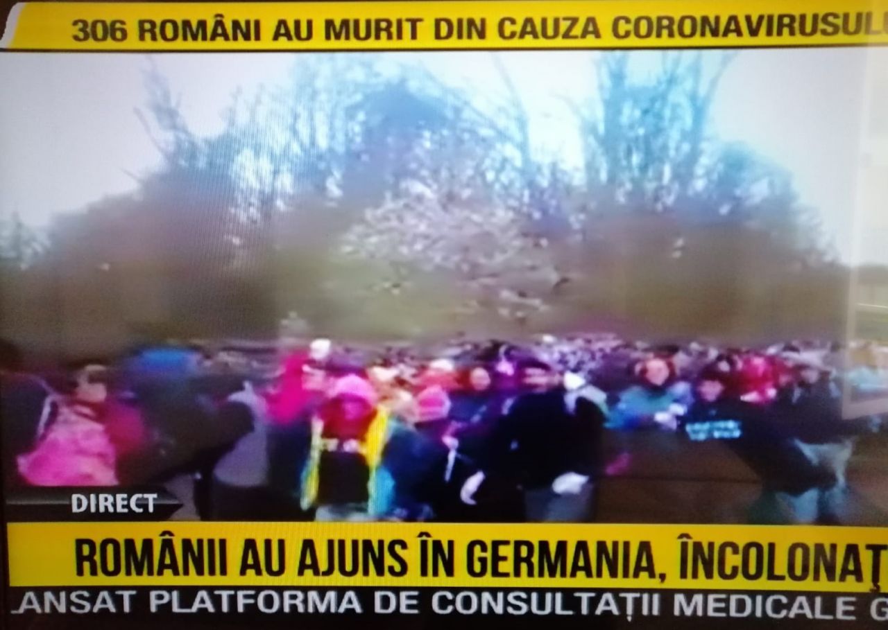 Imaginile surprinse în Germania îi arată pe muncitorii români înghesuiți și fără niciun fel de mijloace de protecție.Foto: Captură RTV