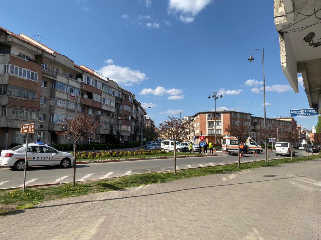 Accident în Turda! Un motociclist teribilist a fost rănit