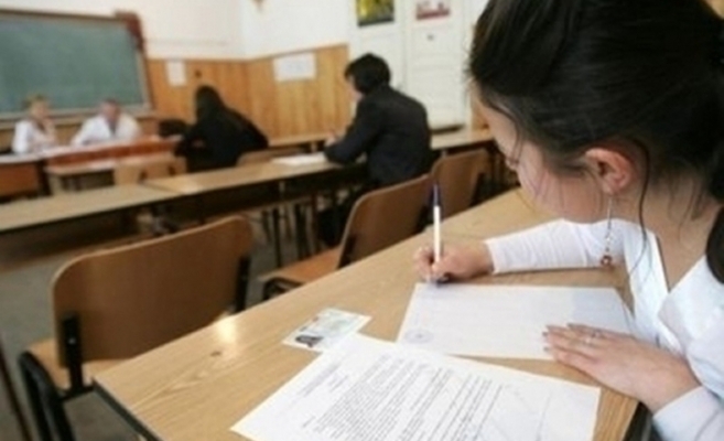 Revenirea la şcoală a elevilor care trebuie să susțină examene este OPȚIONALĂ! Cum se vor organiza examenele