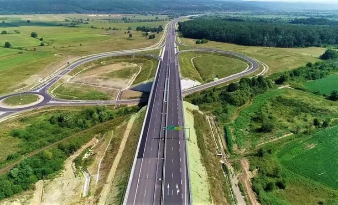 Autostrada Transilvania înaintează spre Ungaria. „Secțiunea Biharia-Borș este finalizată în proporție de 84%”