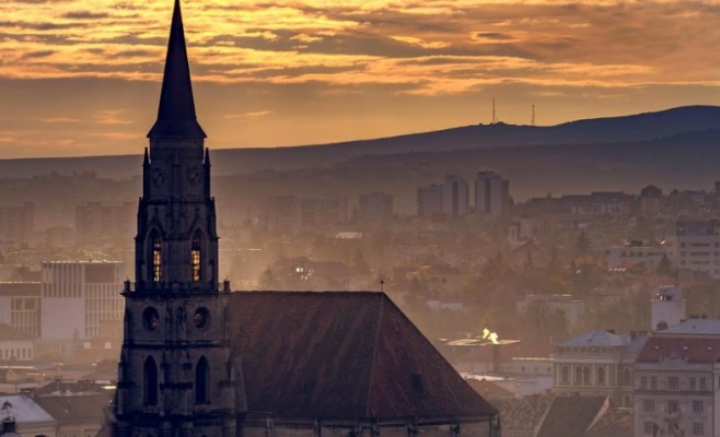 Clujul, pe lista neagră a orașelor cu nivel ridicat de poluare. Comisia Europeană: „România nu a respectat limitele maxime de dioxid de azot“