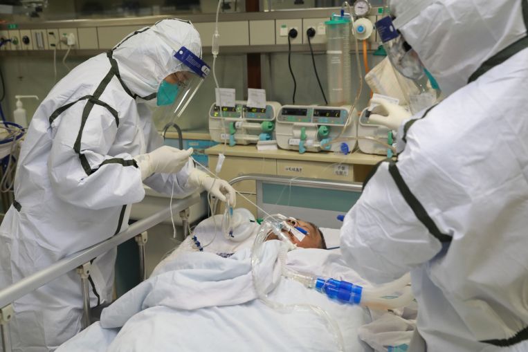 Peste 1.100 de morți provocate de coronavirus, în România