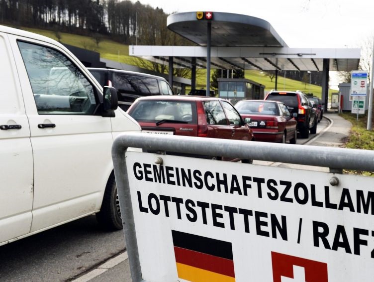 Germania a anunţat că va deschide graniţele începând cu 15  iunie.