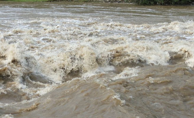 Cod galben de INUNDAȚII pe mai multe râuri din Cluj