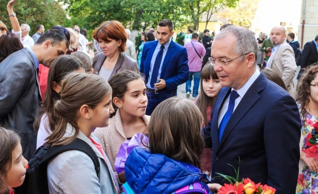 Primarul vrea ca Clujul să fie primul oraș care redeschide școlile: „Ar trebui să se descentralizeze această decizie”