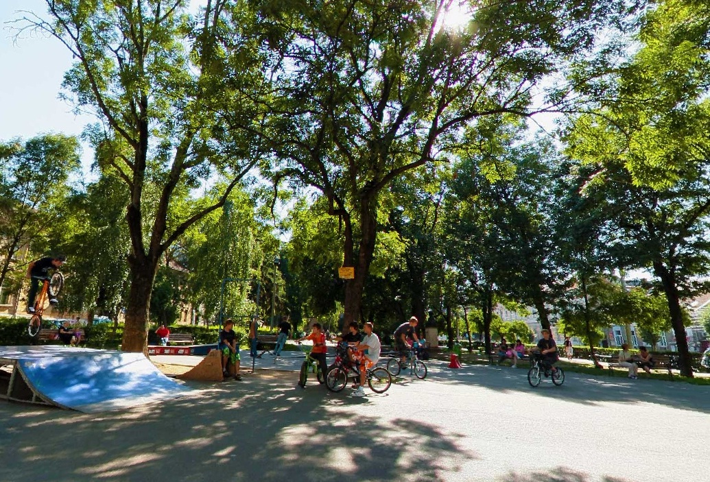 Un parc din Cluj mai câștigă câțiva metri pătrați. Luciu de apă, cercetări arheologice și reamenajare completă