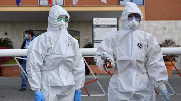 16 cazuri noi de coronavirus la Cluj! Peste 200 de persoane internate în spitale