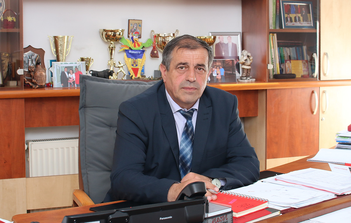 Primarul din Apahida pune tunurile pe DSP Cluj
