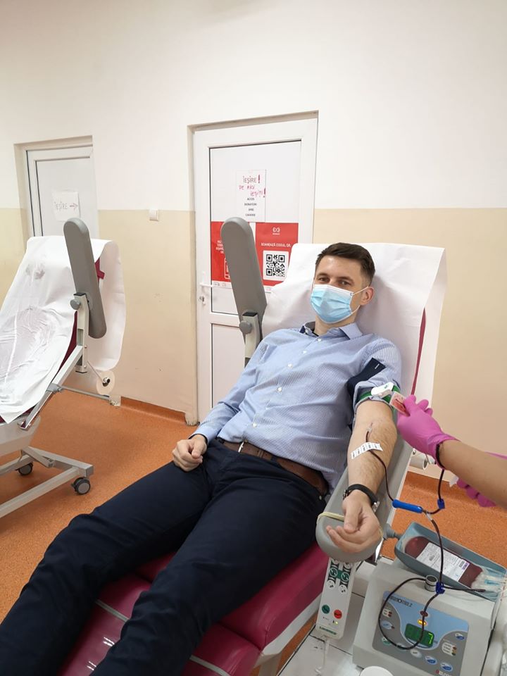 Mircea Abrudean, prefectul Clujului, a donat plasmă