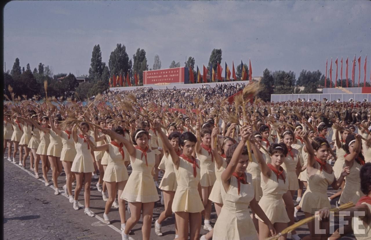 Cum se sărbătoarea 23 august în timpul comunismului