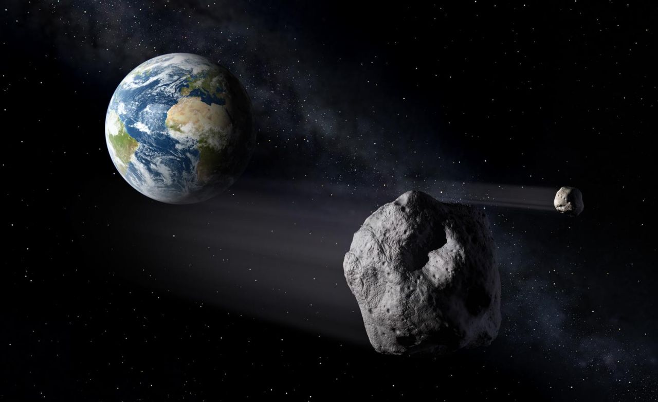 Un asteroid se îndreaptă spre Pământ. Care este mărimea sa și ce șanse are să lovească planeta?