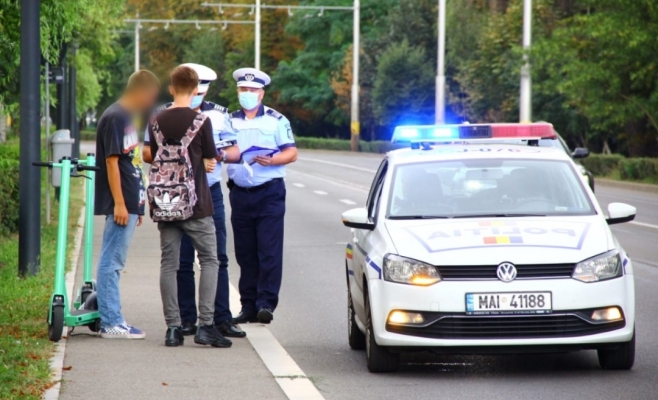 VIDEO. Poliția clujeană, mesaj pentru șoferii și trotinetiștii din oraș
