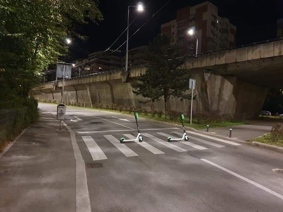 Trotinete electrice parcate haotic prin Cluj