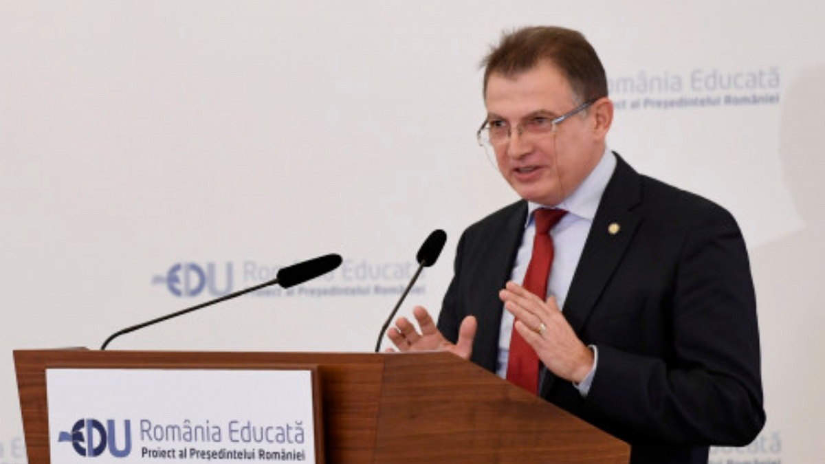 Sunt școlile pregătite pentru noul an școlar? Marius Nistor :„Ar trebui să demolezi trei sferturi dintre școlile din România”