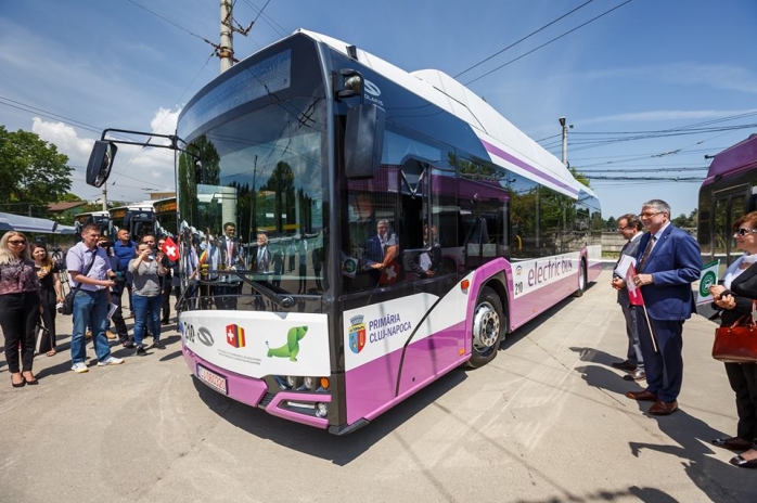 Transport în comun NEPOLUANT în toată ZONA METROPOLITANĂ, până în 2028. Boc: „Clujul domină România la transportul alternativ”