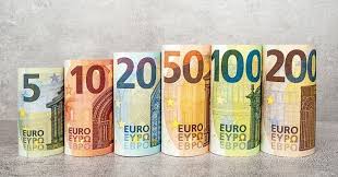 CURS VALUTAR: Euro pregătește trecerea la 4,86 lei
