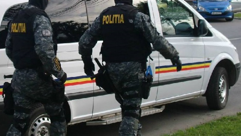 95 de kilograme de droguri depistate de polițiștii clujeni în urma unor percheziții