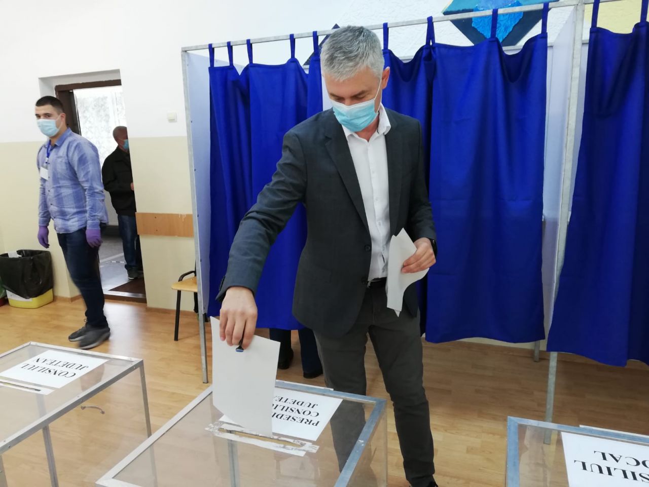 Cătălin Sălăgean, candidatul USR Plus, a votat și el la alegerile locale: