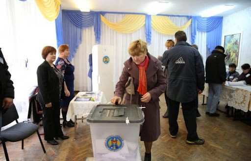 Răsturnare de situație la alegeri prezidențiale din Republica Moldova. Maia Sandu și Igor Dodon intră în turul 2