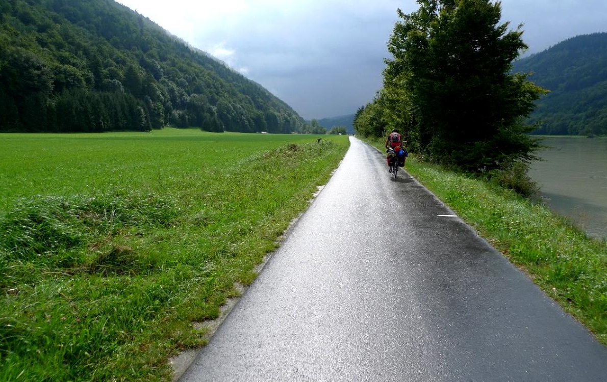 100-km-de-piste-de-biciclete-in-judet-cluj-napoca-ar-putea-fi-legat-de-doua-obiective-turistice