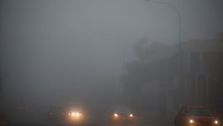 Cod galben de ceață în județul Cluj. Trafic îngreunat pe timpul nopții