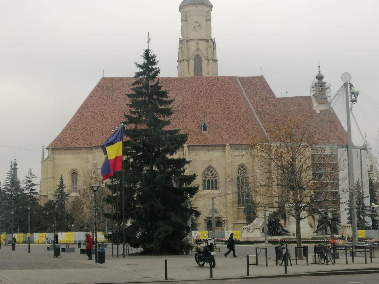 Cluj-Napoca se pregătește de Crăciun! Vom avea brad și luminițe în centrul orașului